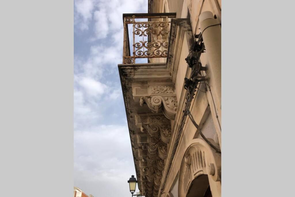 Casa Negli Iblei Apartment Canicattini Bagni ภายนอก รูปภาพ